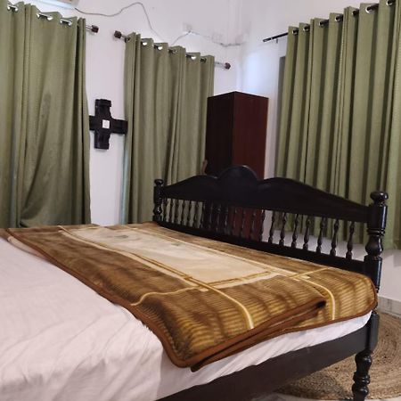 Vedha Beach Resort Alappuzha Luaran gambar
